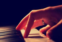 开云体育：澳网-斯瓦泰克携高芙晋级女单次轮 阿扎伦卡一轮游.